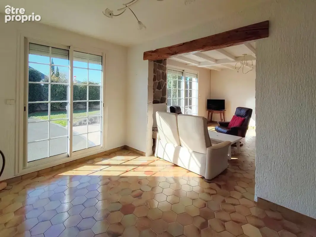 Maison à vendre à Saint Barthélemy d'Anjou avec vie de plain-pied - photo 3