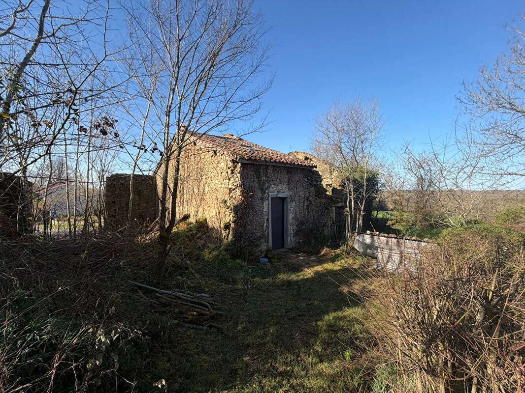 Maison à VILLEFAVARD