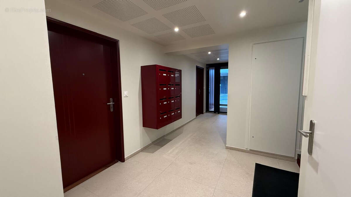 Appartement à SURESNES