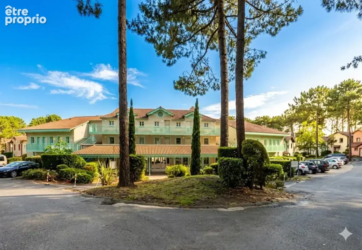 Appartement T2 proche Golfs,  offrant un cadre de vie privilégié et verdoyant au milieu des pins - photo 13