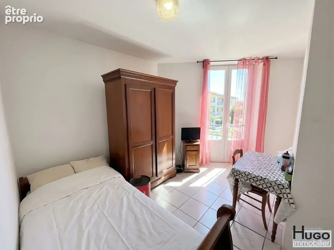 Bordeaux bastide- place stalingrad- immeuble 2 lots commerciaux de 390m² -revenu locatif annuel: 73.000 ! - photo 3