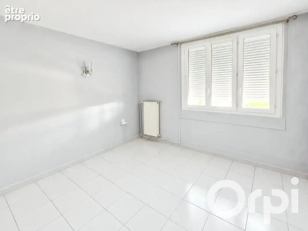 Appartement À Vendre - photo 8