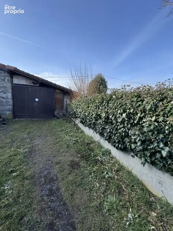 Maison de village en pierre 161 m2 avec dépendance (42) - photo 16
