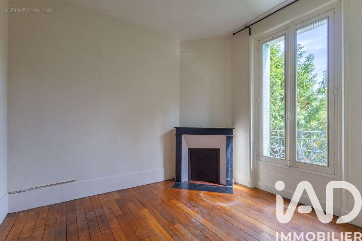 Photo 8 - Maison à VIGNEUX-SUR-SEINE