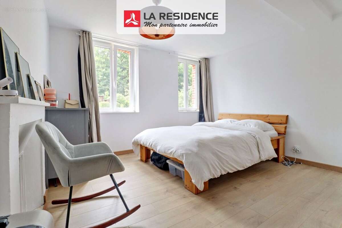 Maison 140 m² à Pont-De-L'arche  - photo 7