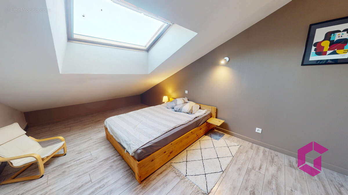 Appartement Duplex avec vue monuments - photo 11