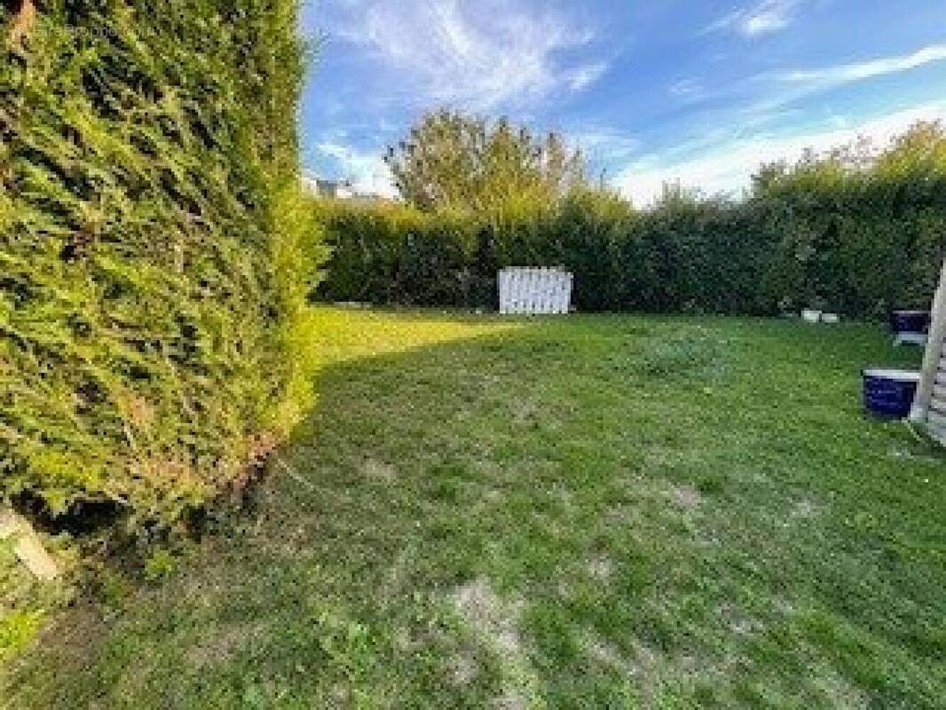 Photo 1 - Terrain à PORT-BRILLET