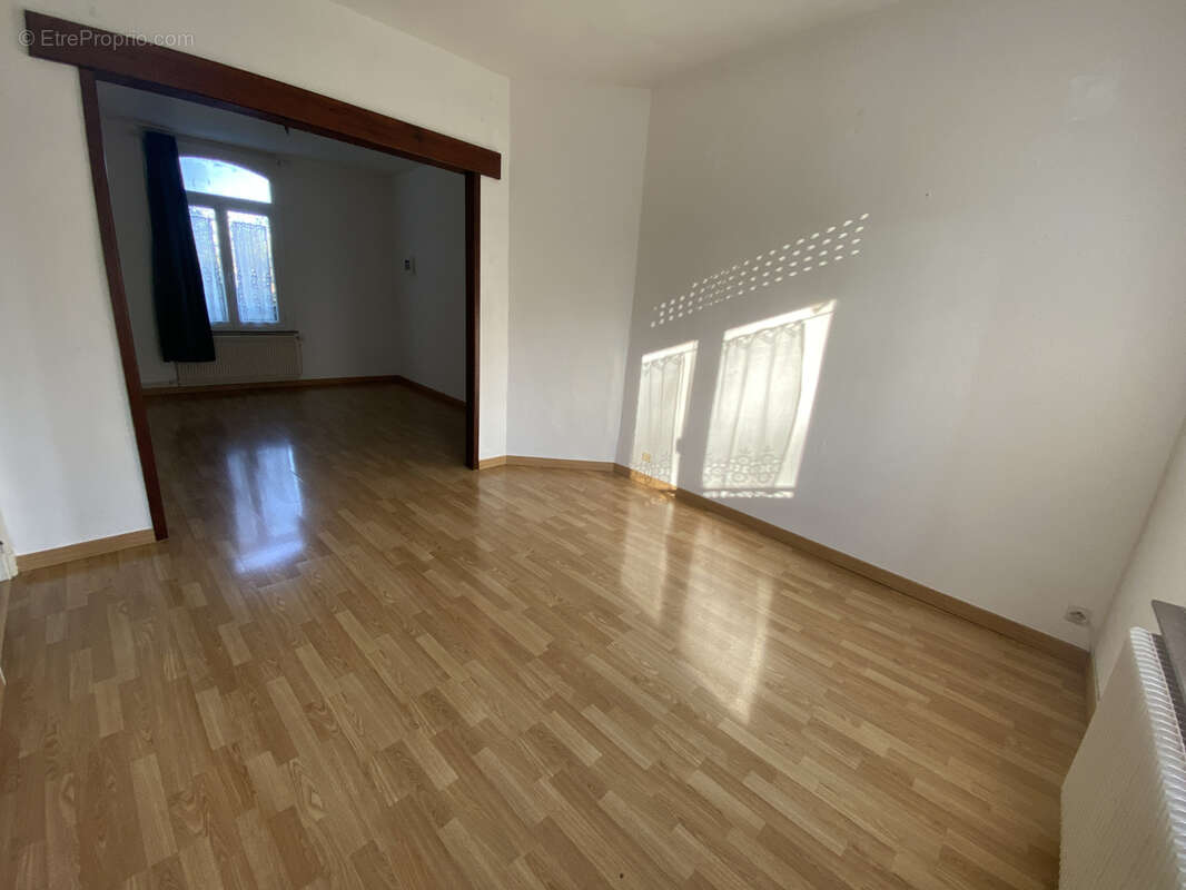 Appartement à SAINT-POL-SUR-TERNOISE