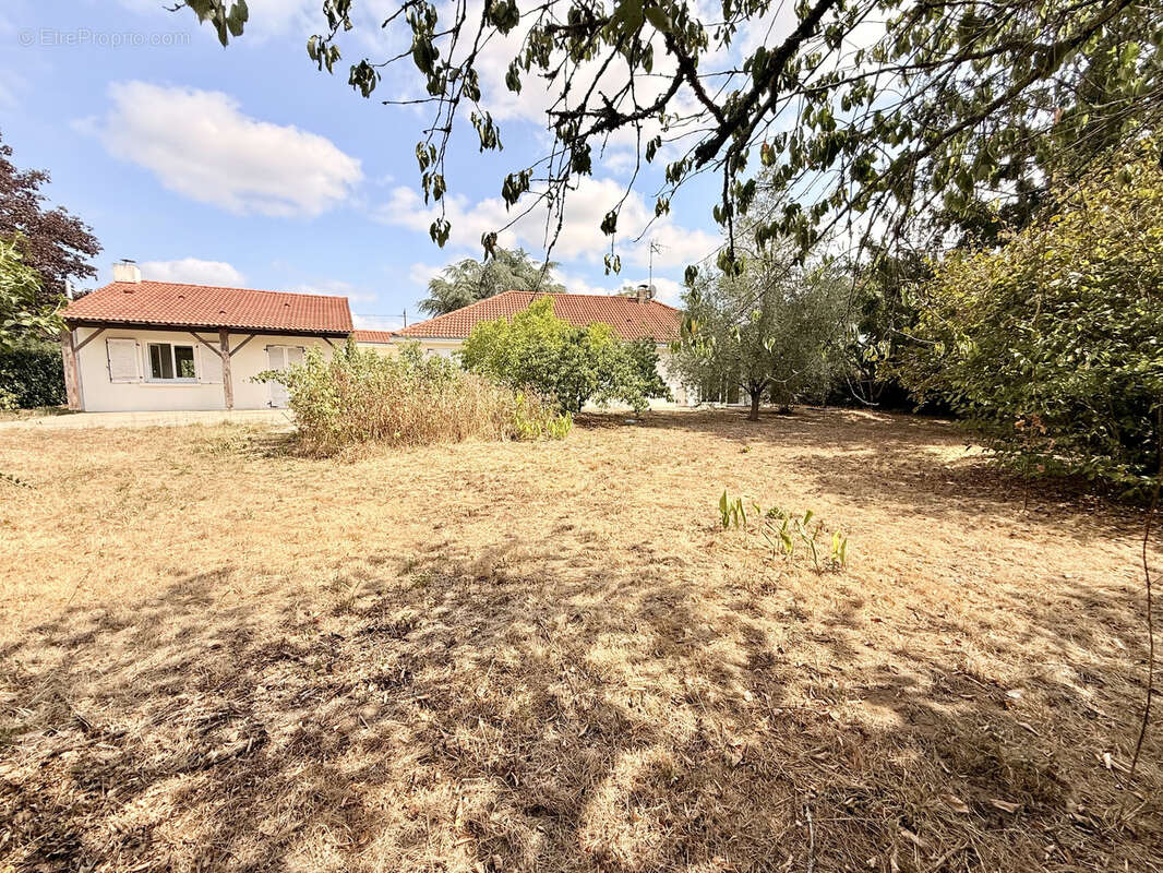 A vendre a saint aignan de grand lieu limite bouaye - maison de 117 m2 - 5 chamres + garage - possibilite de c - photo 7