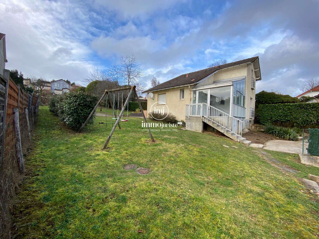 Maison à LE PALAIS-SUR-VIENNE