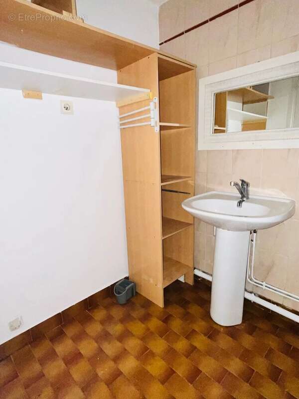 Appartement à MARSEILLE-5E