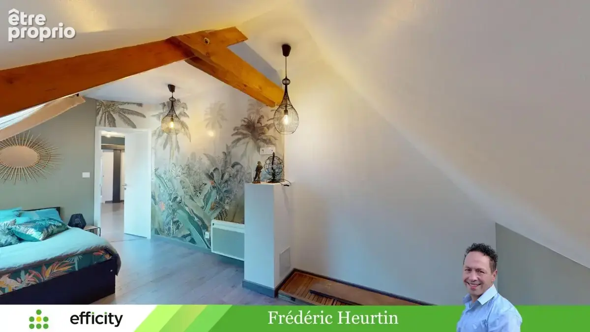 Maison 145 m² à Saint-Ouen-Des-Toits  - photo 12