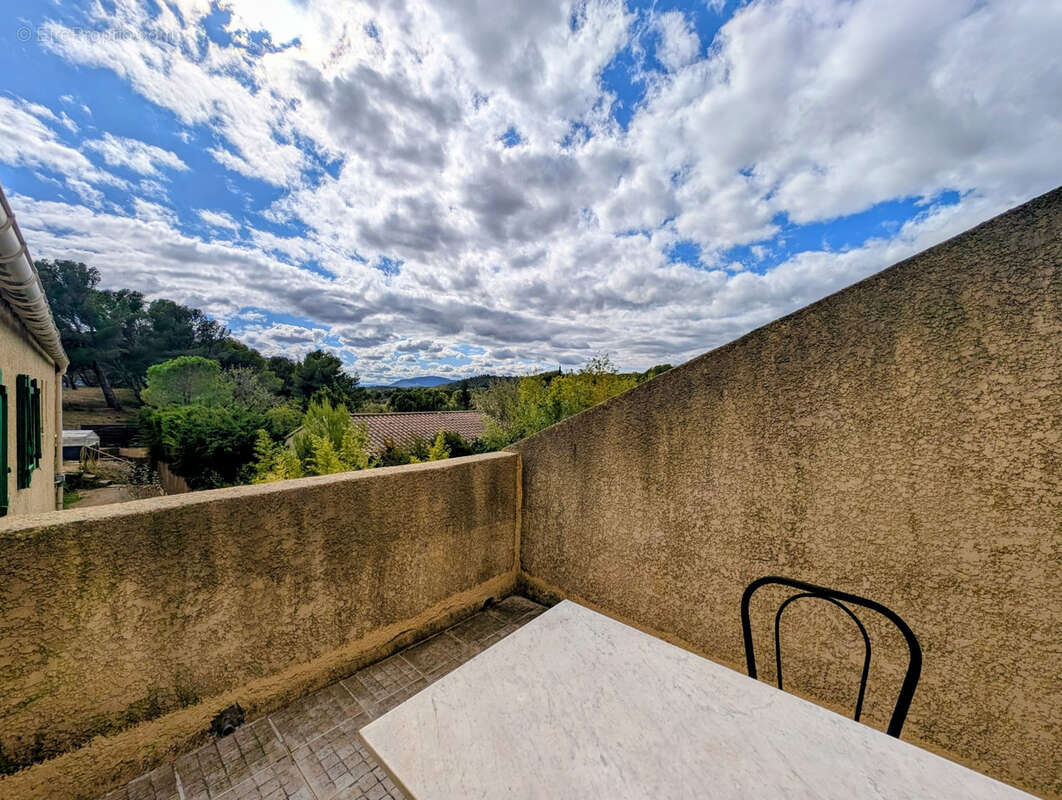 Maison à LEZIGNAN-CORBIERES