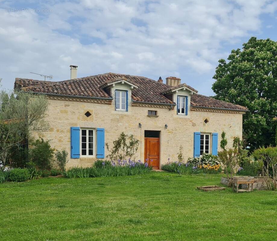 Maison à MIRADOUX