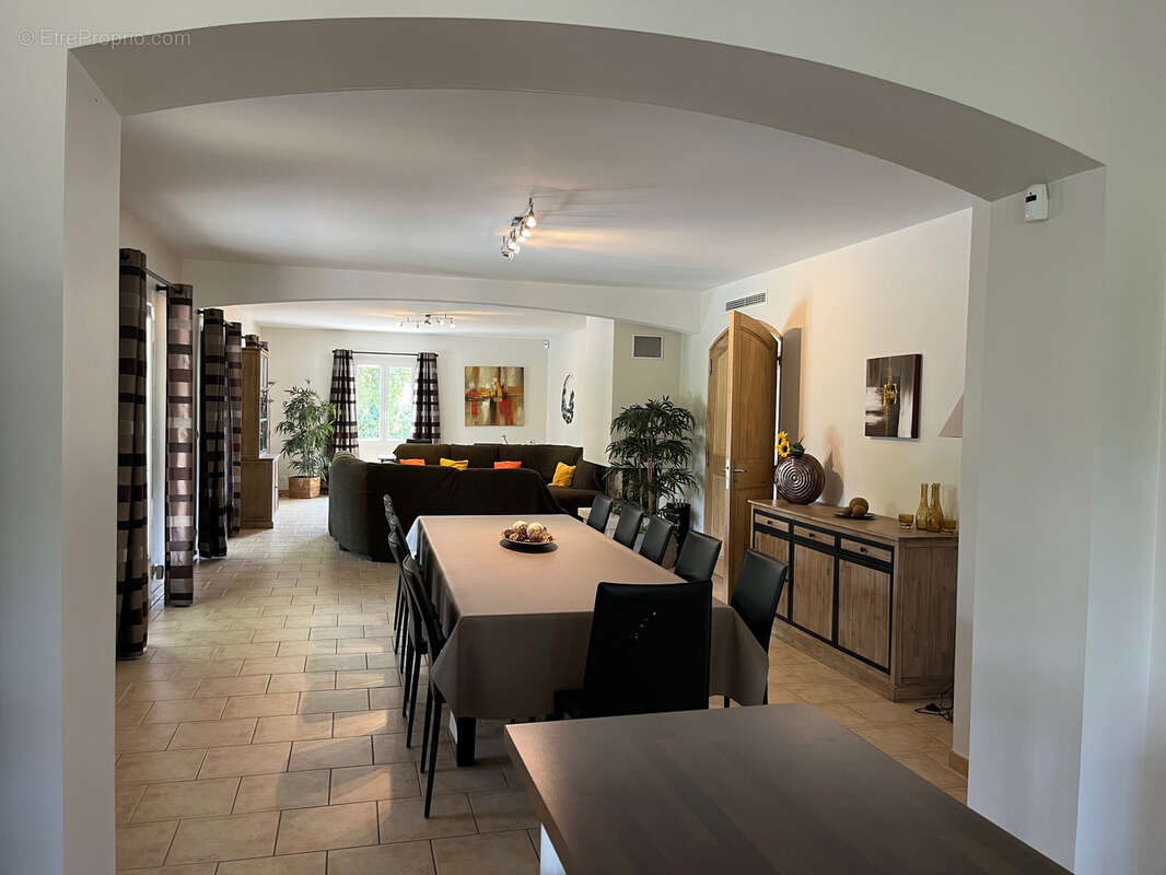 Maison à LE BARROUX