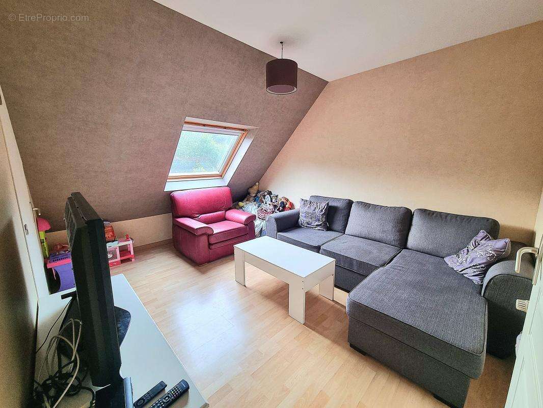 PLOUEDERN prox Landerneau, Maison T9 - photo 9