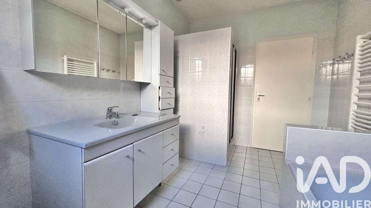 Photo 6 - Maison à MOULIETS-ET-VILLEMARTIN