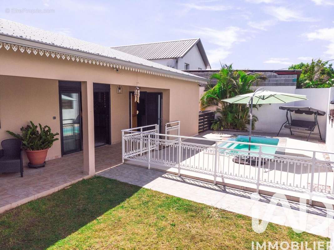 Photo 2 - Maison à LE TAMPON