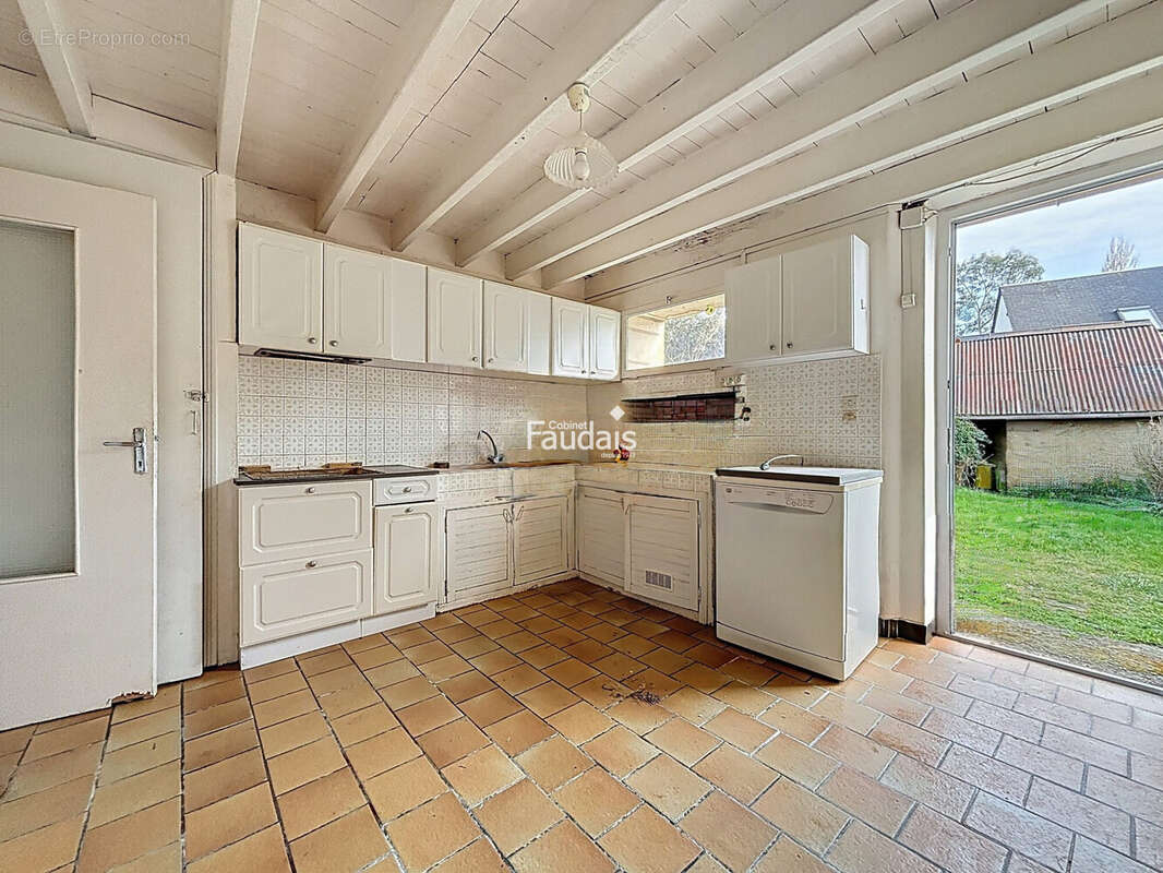 Maison 130 m² à Houtteville  - photo 3