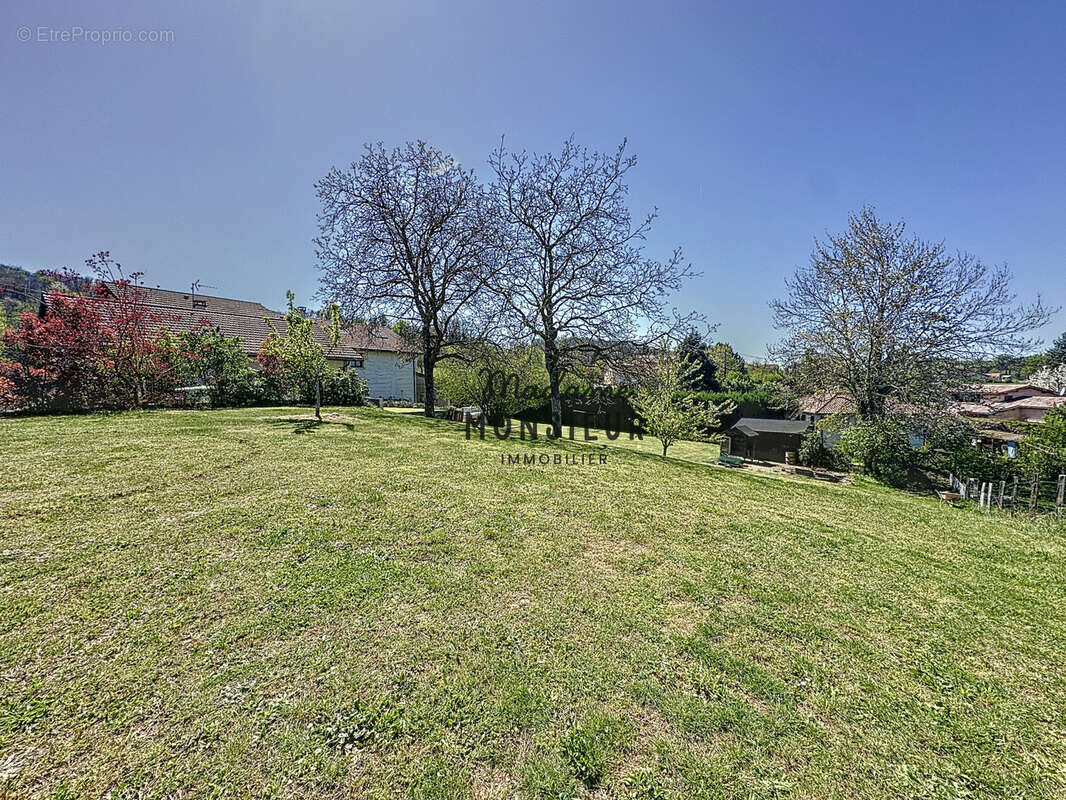 Maison à BOURGOIN-JALLIEU