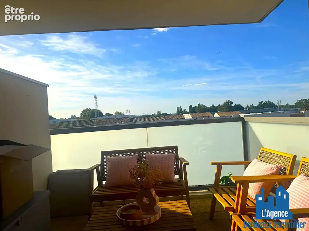 Exclusivité !!! bruges - tasta - appartement type 2 - dernier etage - terrasse - parking couvert - cellier - vendu loué - sébast - photo 6