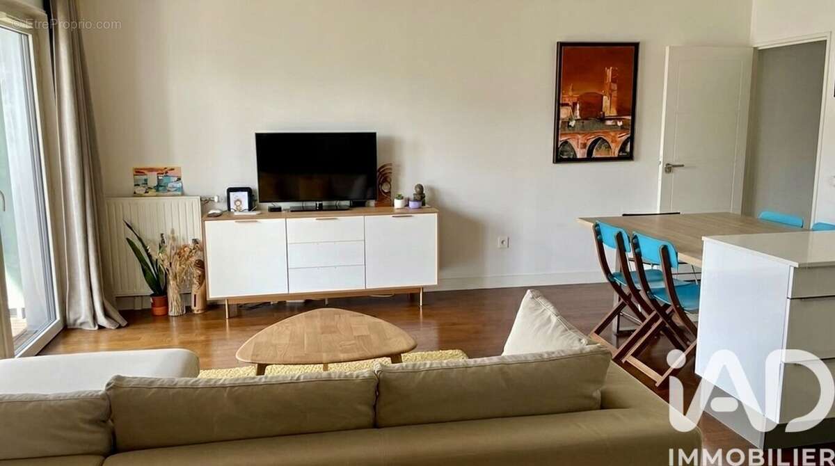 Photo 2 - Appartement à PARIS-19E