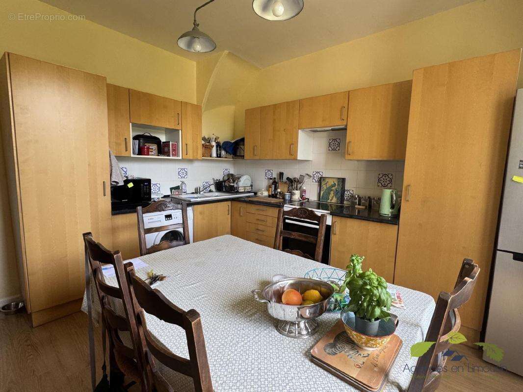 Appartement à TREIGNAC