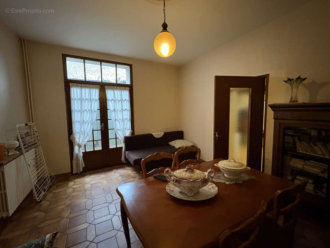 Maison à SAINT-MACAIRE