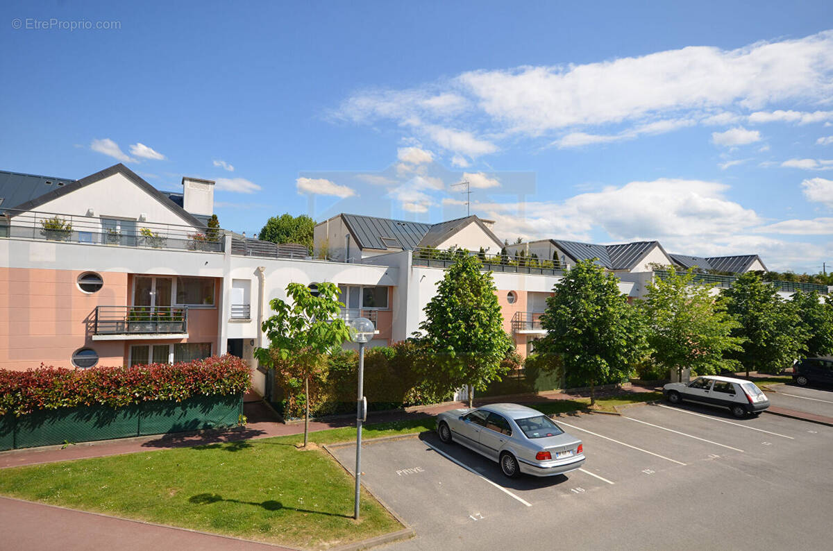 Appartement à BOIS-D'ARCY
