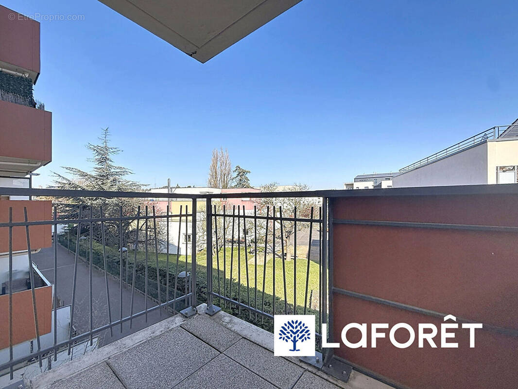 Appartement à OULLINS