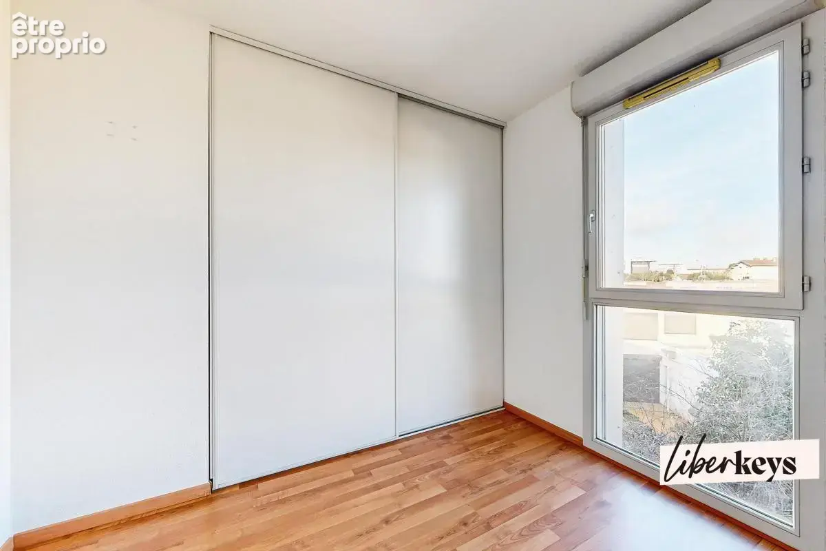 Duplex de 80 m² avec terrasse – 3 chambres – Box fermé - photo 6