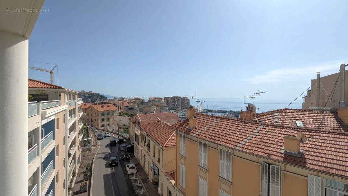 Appartement à CAP-D'AIL