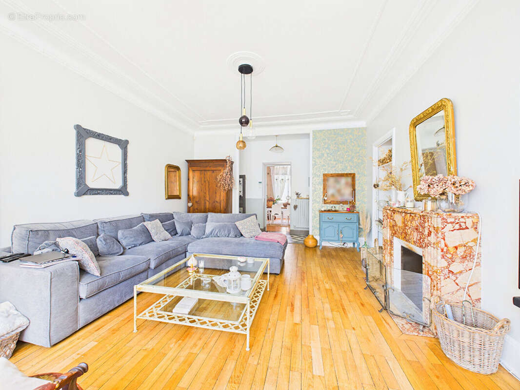 Maison à ROMANS-SUR-ISERE