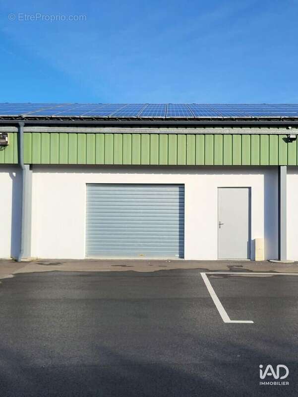 Photo 3 - Commerce à SAINT-GEOURS-DE-MAREMNE