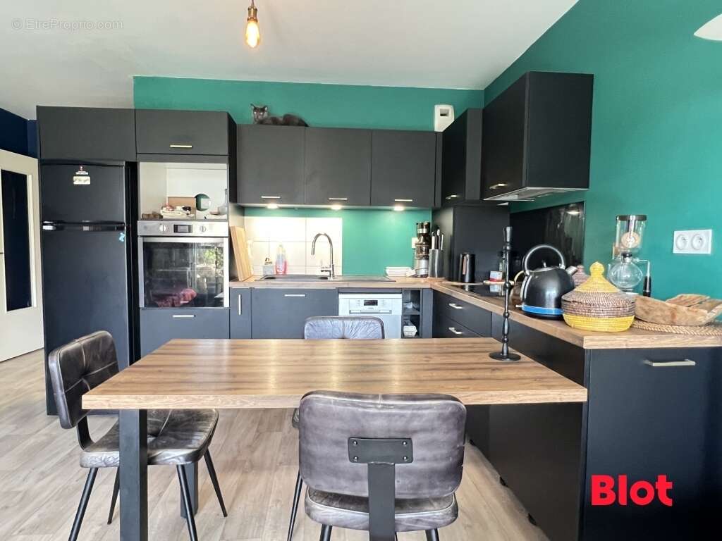 Appartement 77 m² à Rennes  - photo 2