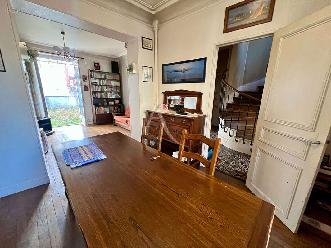 Maison à FONTENAY-SOUS-BOIS