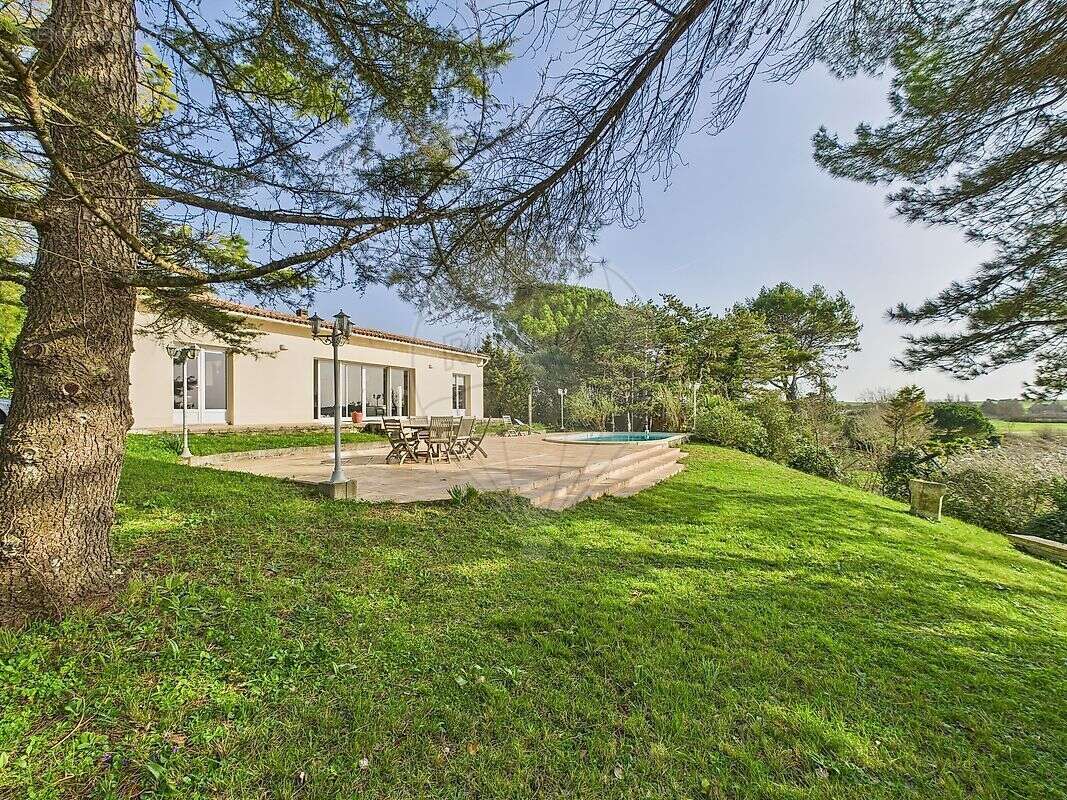 Maison à MESCHERS-SUR-GIRONDE