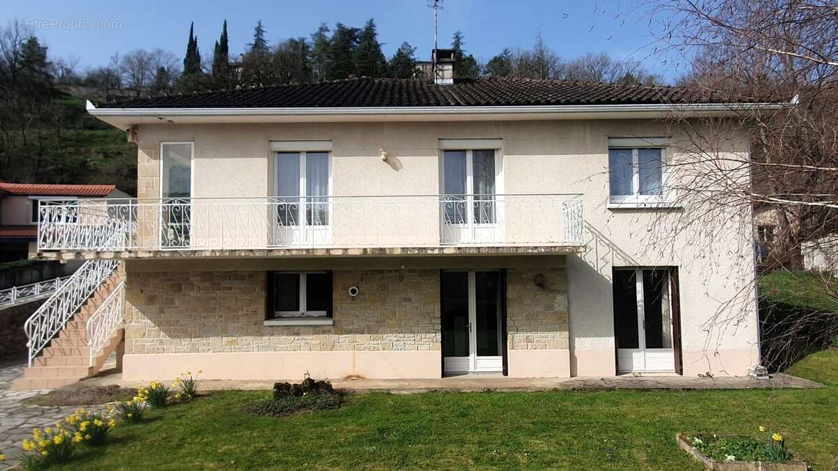 Maison à VILLEFRANCHE-DE-ROUERGUE