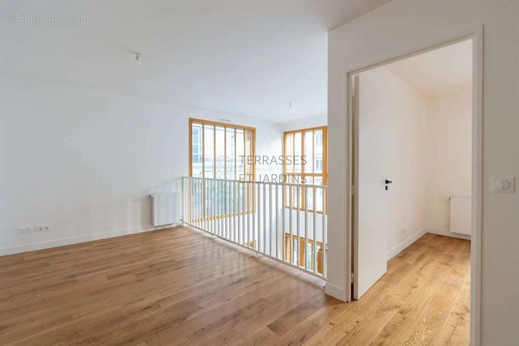 Maison à PARIS-12E