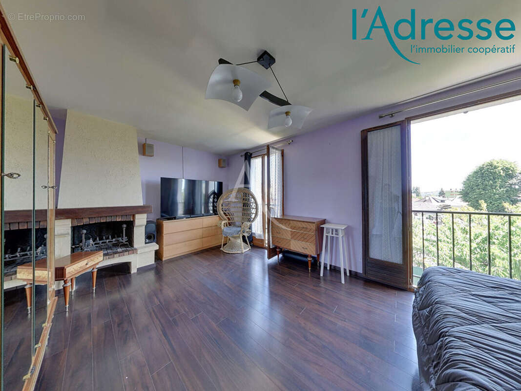 Maison Neuilly Sur Marne 6 pièces DE 140M²  !!! - photo 13