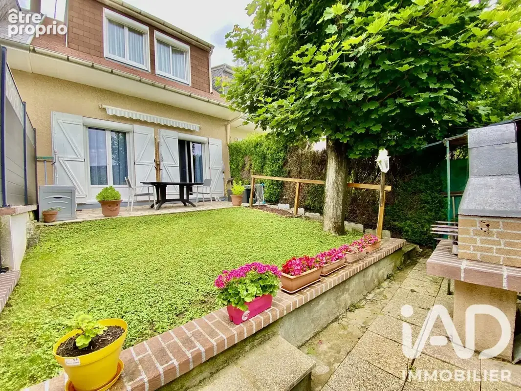 Photo 1 - Maison à MALESHERBES