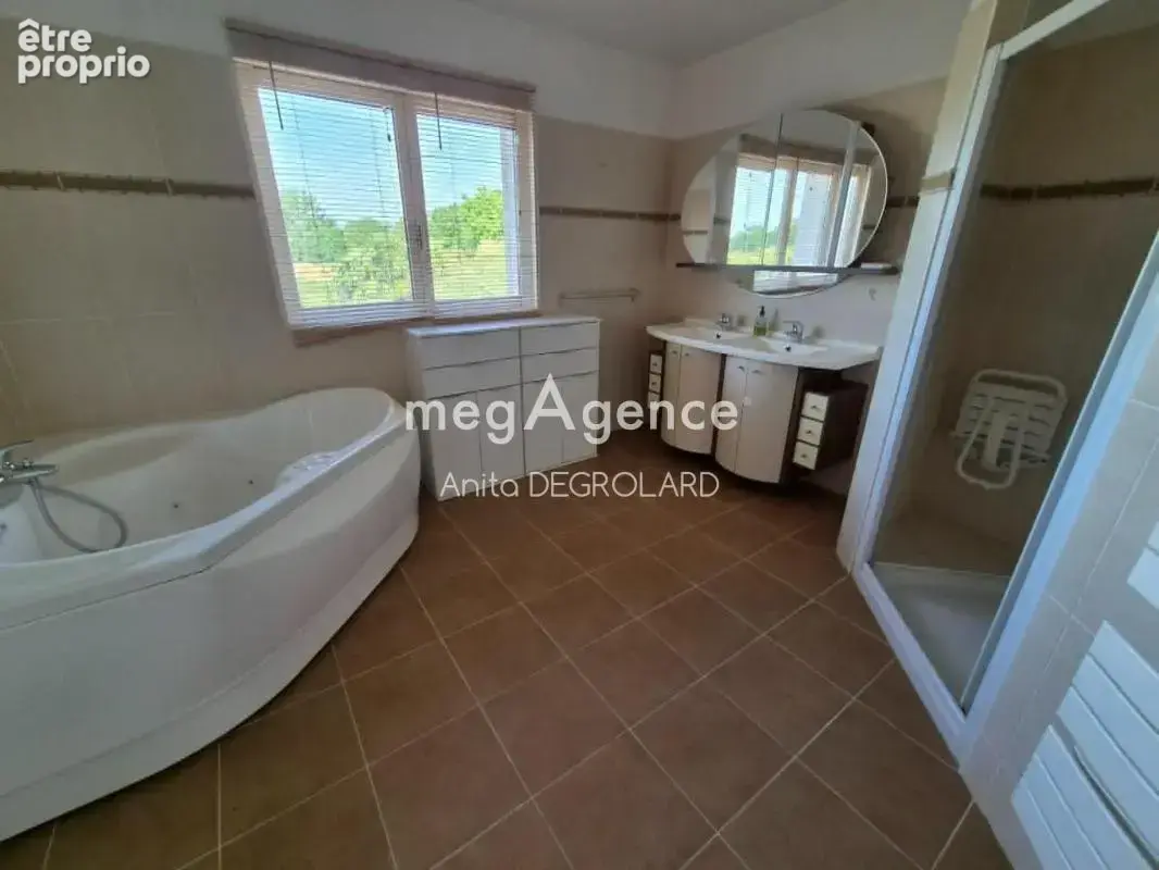 Maison contemporaine, spacieuse, la roche sur yon - photo 8