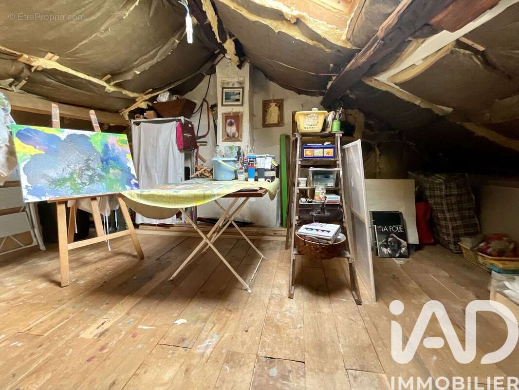 Maison 50 m² à Saint-Genest-Sur-Roselle  - photo 9