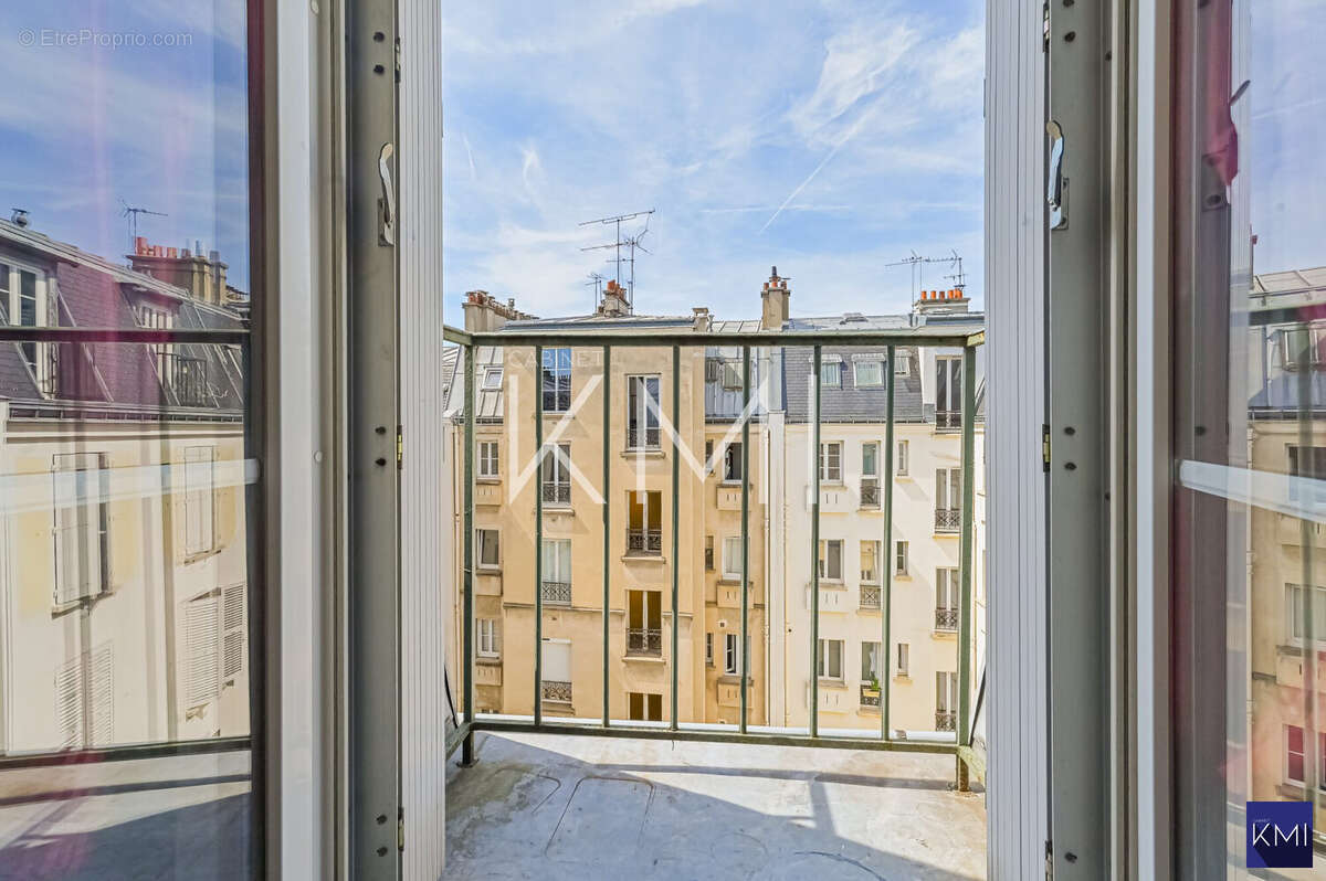 Appartement à PARIS-11E