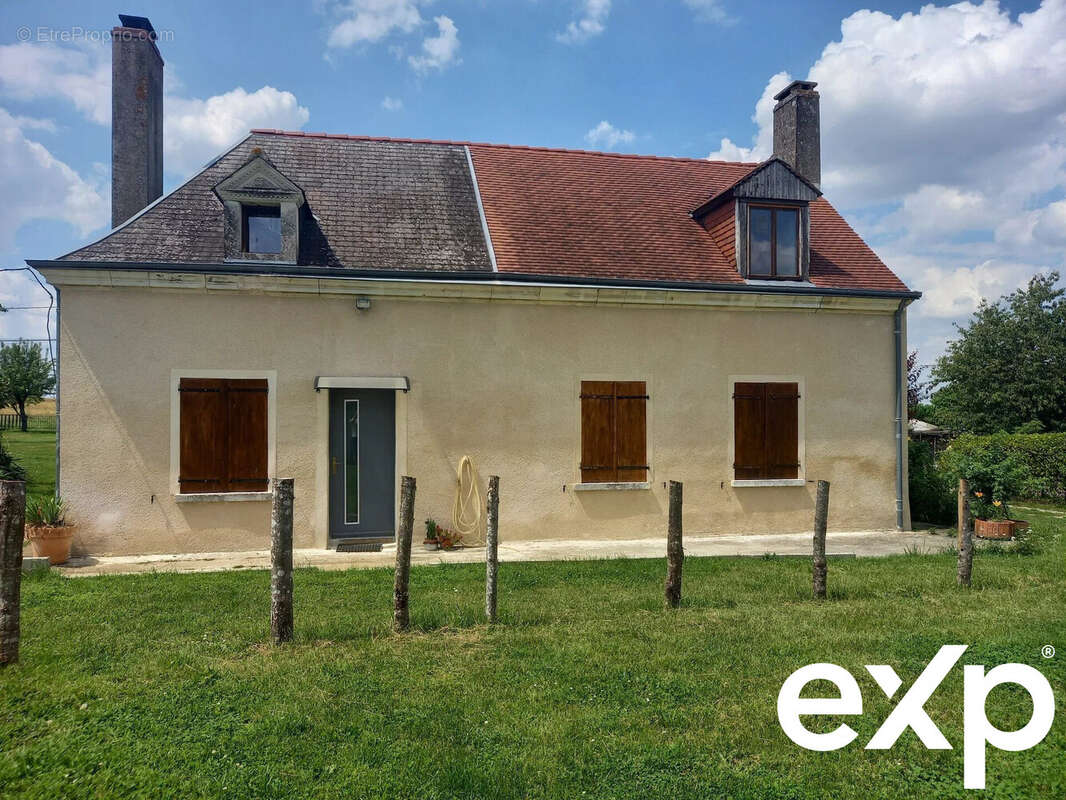 Maison à SAINT-MARTIN-DES-BOIS