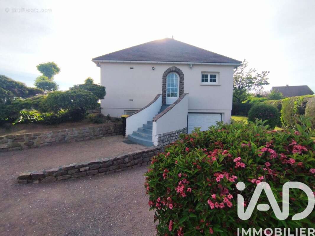 Photo 3 - Maison à SAHURS