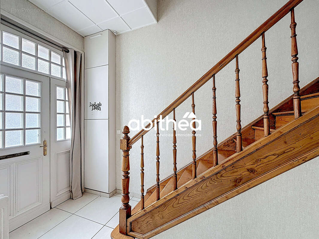 Maison à ELEU-DIT-LEAUWETTE