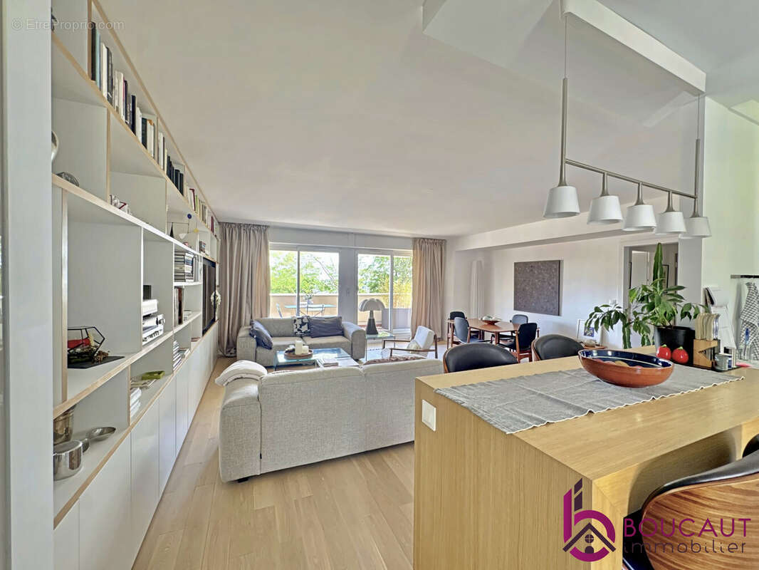 Appartement à LE PLESSIS-ROBINSON