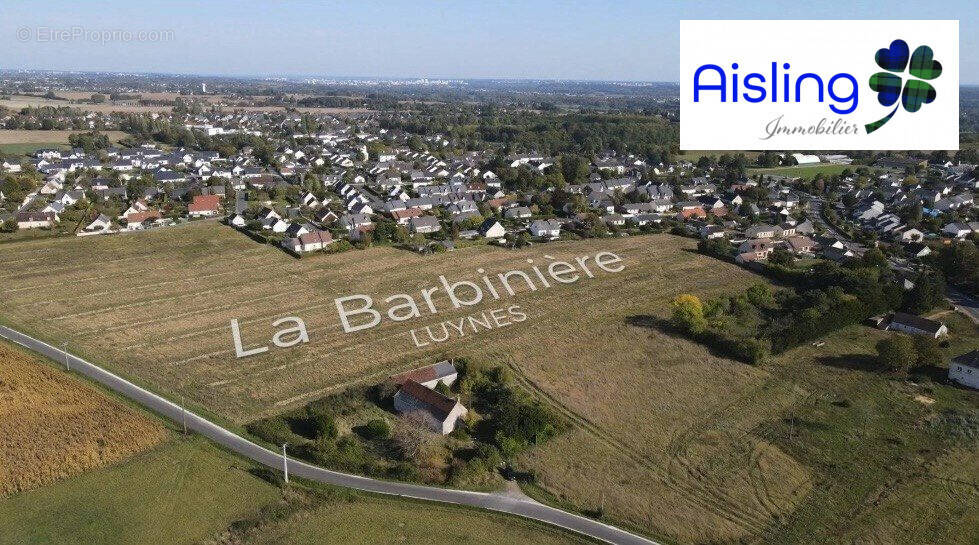 Terrain à LUYNES