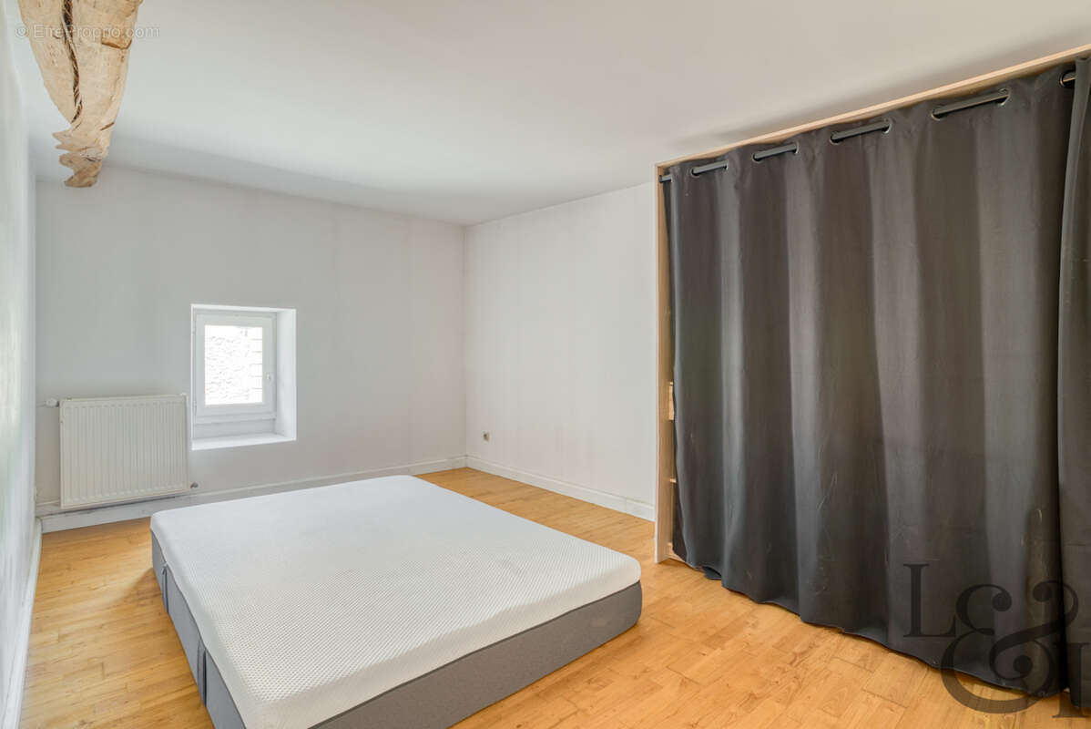 Maison en pierre à vendre à Dausse - photo 12